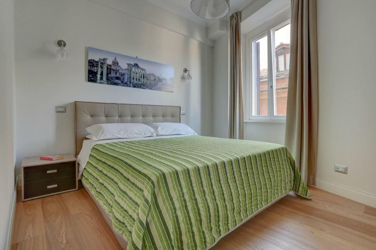 La Casa Sui Fori *
